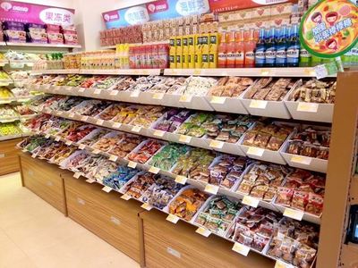 小零食大產(chǎn)業(yè) 休閑食品市場(chǎng)規(guī)模近萬(wàn)億元，食品互聯(lián)網(wǎng)銷售成為增長(zhǎng)引擎